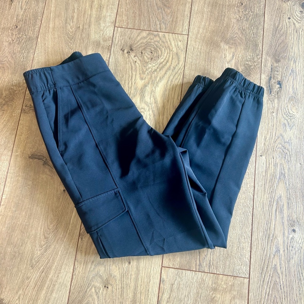 Women’s Calia Effortless Crepe Jogger in Black